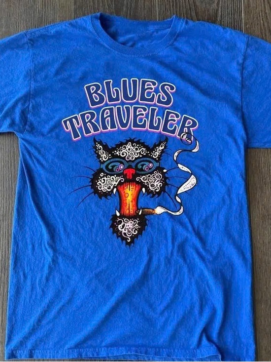 Gildan Other - Royal Blue Graphic Tee